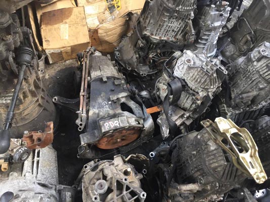 AUDİ ÇIKMA YEDEK PARÇA- AUDİ 100-B4 OTOMATİK ŞANZIMAN (25)